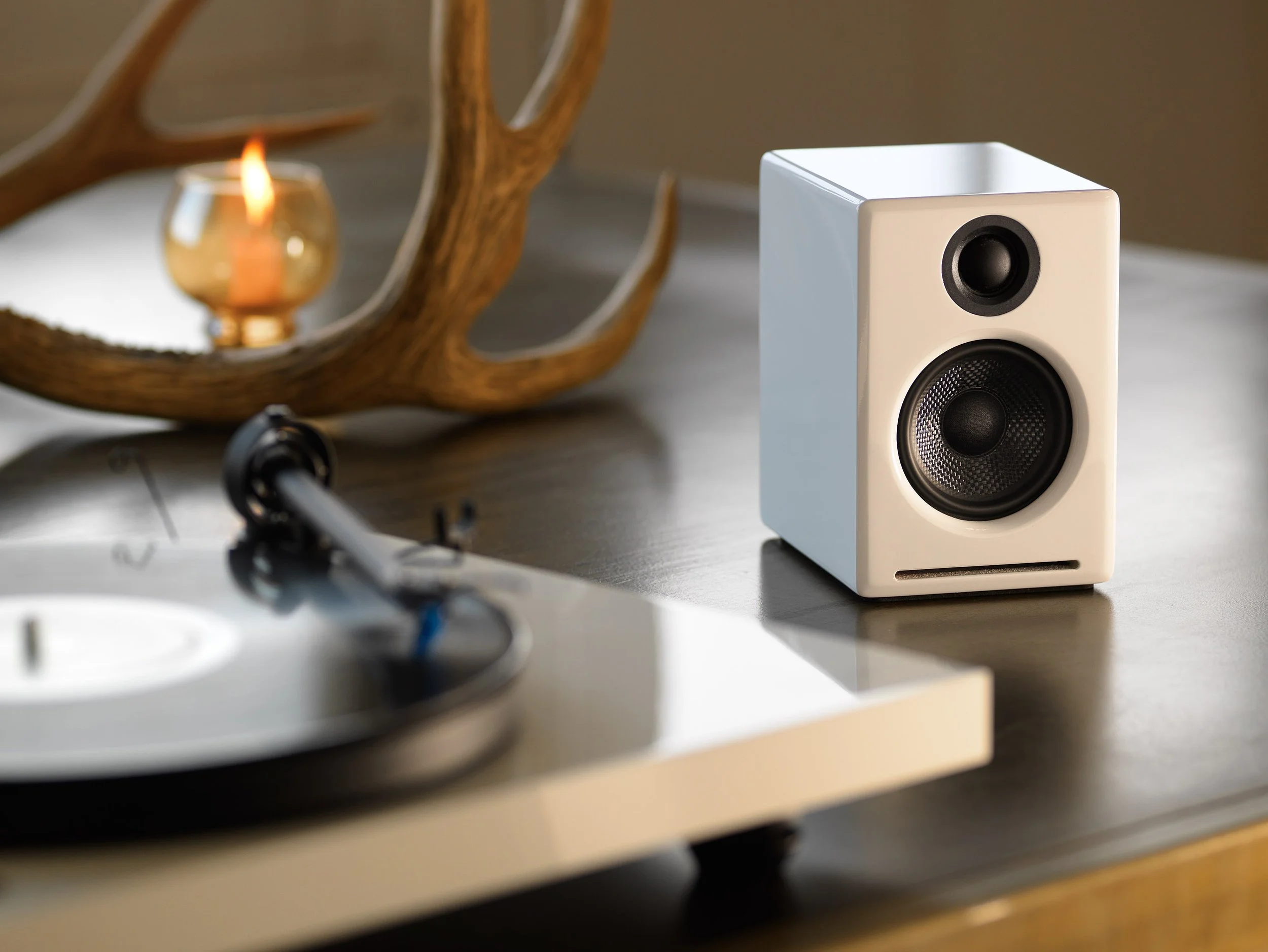 audioengine 2+ Wireless ホワイト Amazon.com: Audioengine A2 White Wireless Computer Speakers